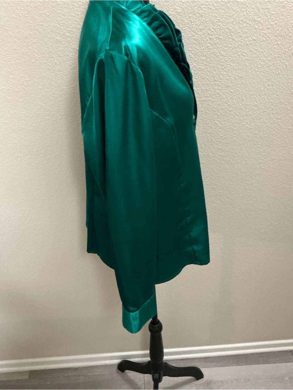 Investments Emerald Satin Ruffle Collar Button-Down Shirt - Picture 4 of 8